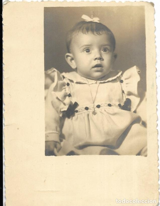 Alte Fotografie: == RR293 - FOTOGRAFIA - BONITA NI&Ntilde;ITA - 1945