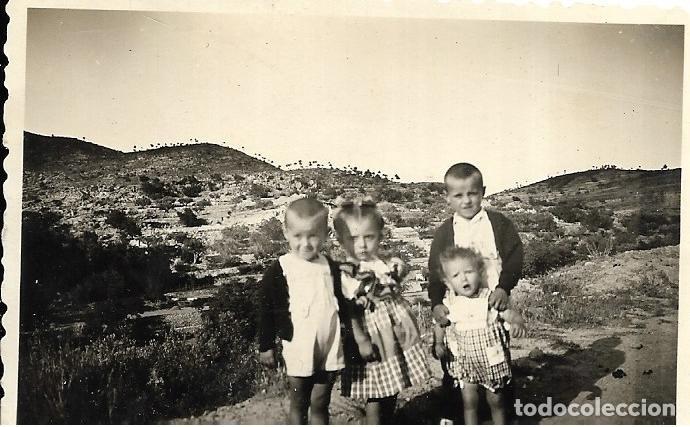 Alte Fotografie: == RR360 - FOTOGRAFIA - CUATRO NI&Ntilde;ITOS