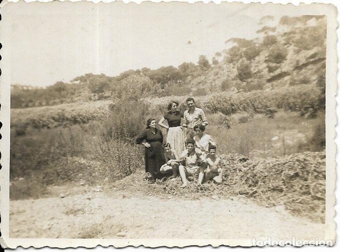 Fotografia antiga: == AF962 - FOTOGRAFIA - GRUPO DE AMIGOS