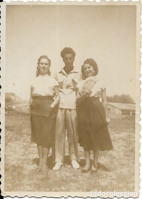 Fotografia antiga: == AF970 - FOTOGRAFIA - TRES AMIGOS