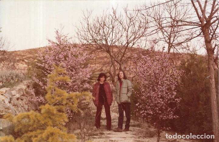 Fotograf&iacute;a antigua: *** QA228 - FOTOGRAFIA - JOVENES EN EL CAMPO