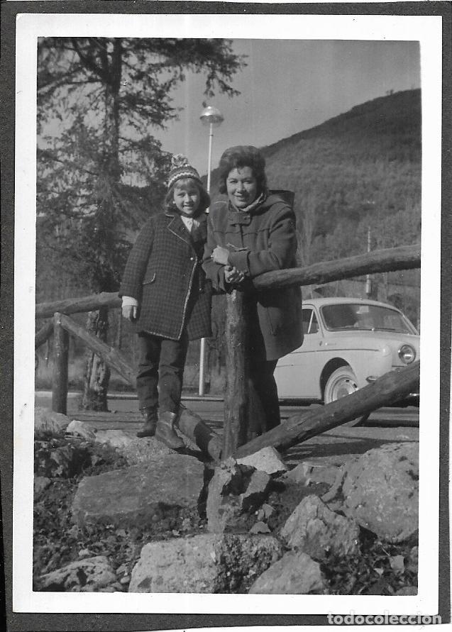 Photographie ancienne: == R663 - FOTOGRAFIA - SE&Ntilde;ORA CON UNA JOVENCITA