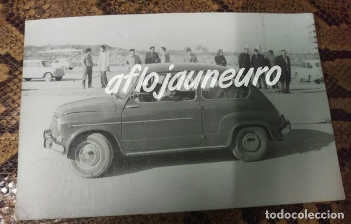 Fotograf&iacute;a antigua: vintage fotografia original Seat 600