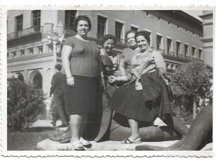 Fotograf&iacute;a antigua: :::: A06 - FOTOGRAFIA - GRUPO DE AMIGAS