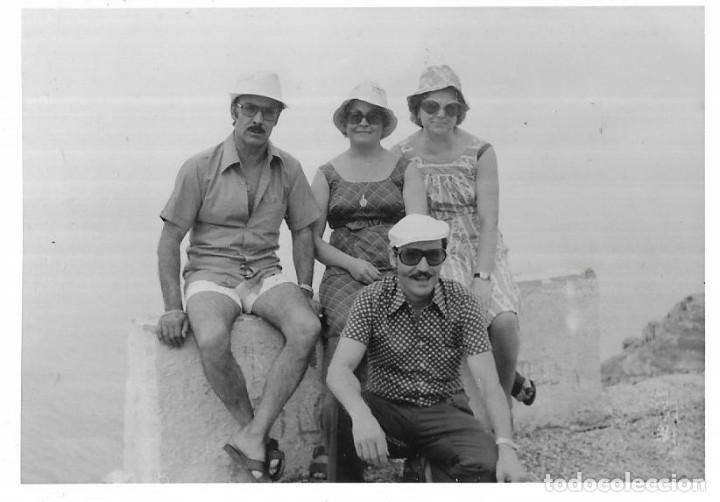 Antique Photography: == FA152 - FOTOGRAFIA - GRUPO DE AMIGOS
