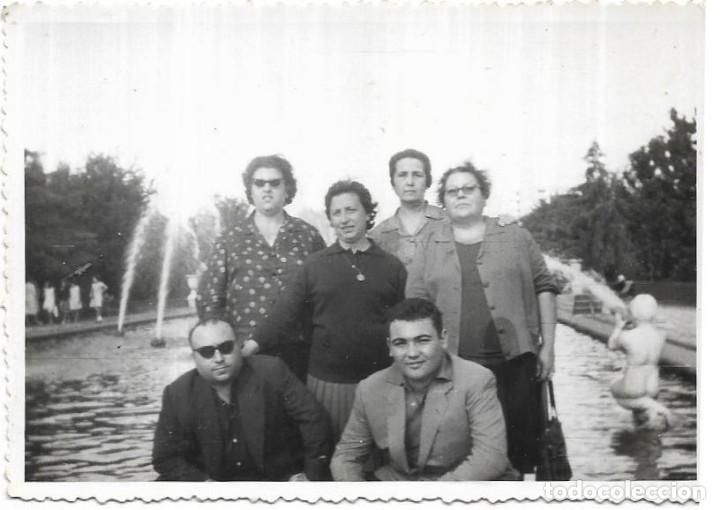 Antique Photography: == FA165 - FOTOGRAFIA - GRUPO DE AMIGOS