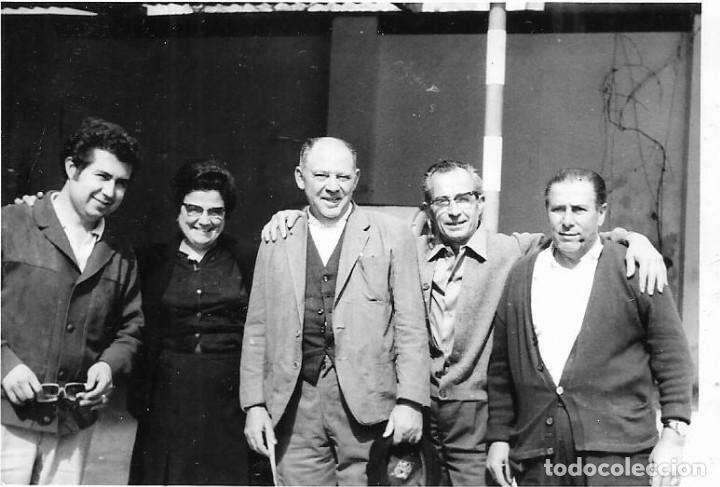 Antique Photography: == FA173 - FOTOGRAFIA - GRUPO DE AMIGOS