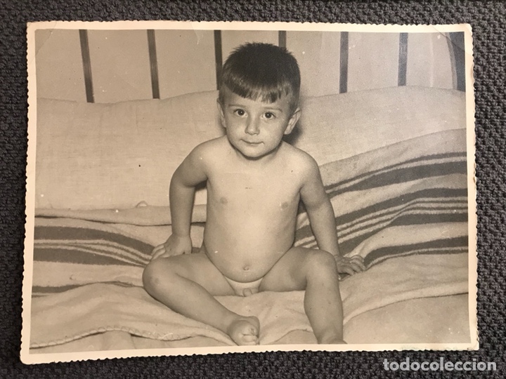 Fotografia antiga: FOTOGRAF&Iacute;A Original. Que se me ve el pajarito... (h.1950?)