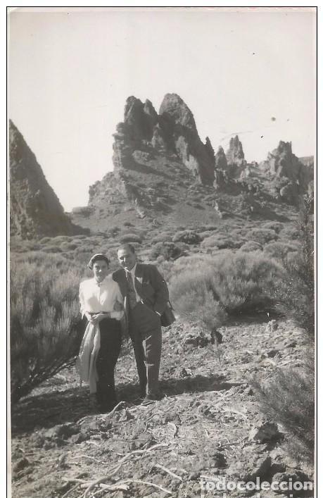 Photographie ancienne: == E429 - FOTOGRAFIA - PAREJA DE PASEO POR EL MONTE