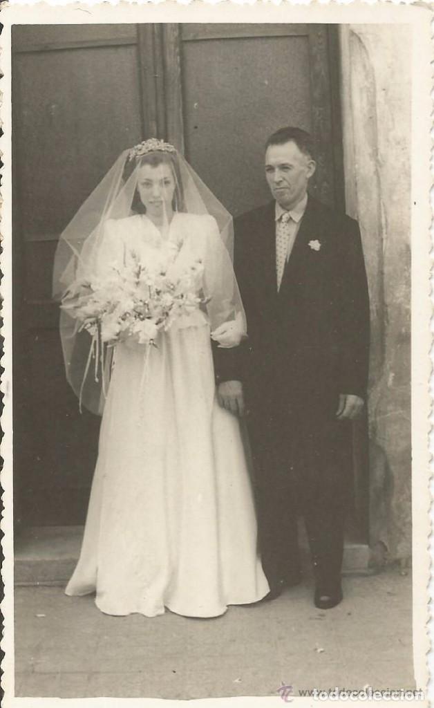 Fotograf&iacute;a antigua: == E638 - FOTOGRAFIA - NOVIA CON SU PADRINO