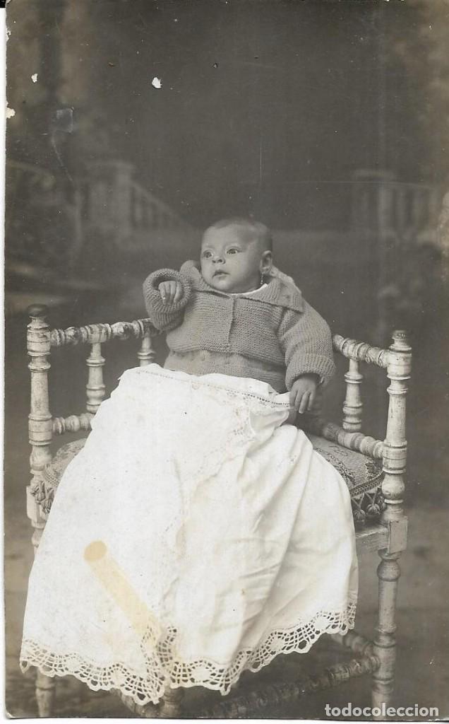 Fotograf&iacute;a antigua: == FA336 - FOTOGRAF&Iacute;A - BEBE SENTADO