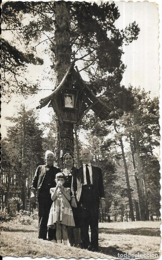 Alte Fotografie: == AB836 - FOTOGRAFIA - GRUPO FAMILIAR EN UN BOSQUE