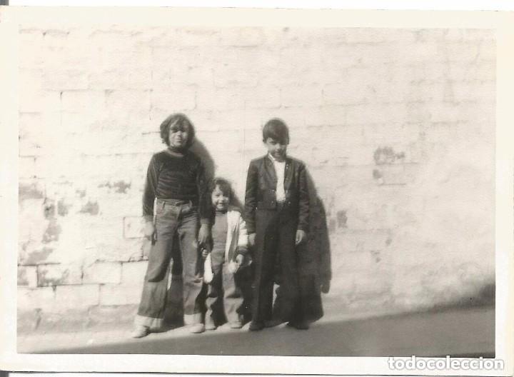 Antique Photography: == B261 - FOTOGRAFIA - TRES JOVENCITOS
