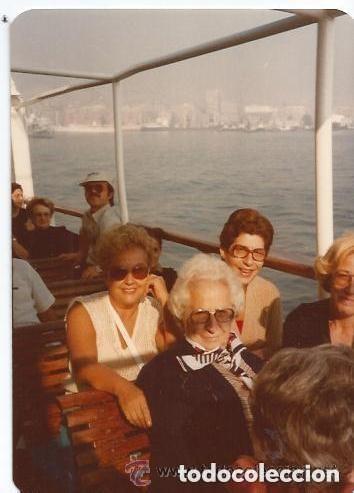 Alte Fotografie: *** QW78 - FOTOGRAFIA - GRUPO DE AMIGAS EN UNA BARCA
