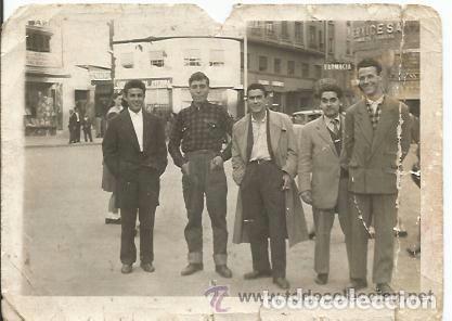 Antique Photography: == B422 - FOTOGRAFIA - GRUPO DE AMIGOS