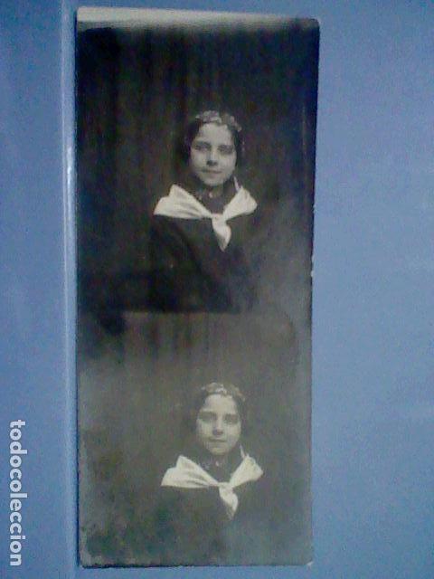 Photographie ancienne: NI&Ntilde;A FOTOGRAFIA TAMA&Ntilde;O CARNET CALLE MONTERA ANTIGUA A&Ntilde;OS 20 30&acute;S DOBLE IMAGEN