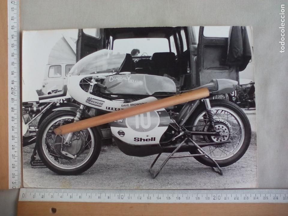Fotograf&iacute;a antigua: ANTIGUA FOTOGRAF&Iacute;A DE MOTO DE COMPETICI&Oacute;N YAMAHA DELPILOTO DAVE BROWNING. FOTO