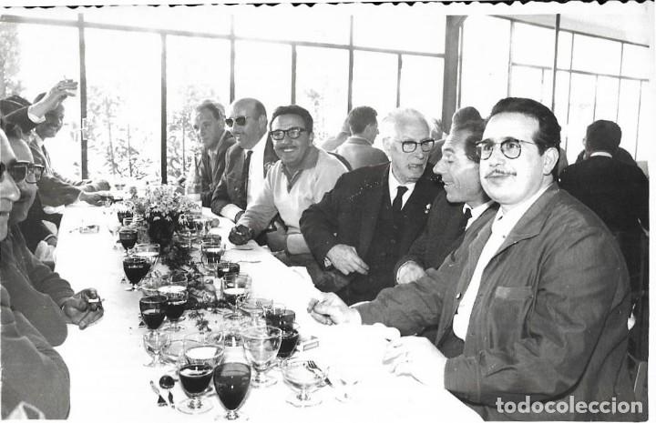 Alte Fotografie: == AD336 - FOTO - GRUPO DE AMIGOS