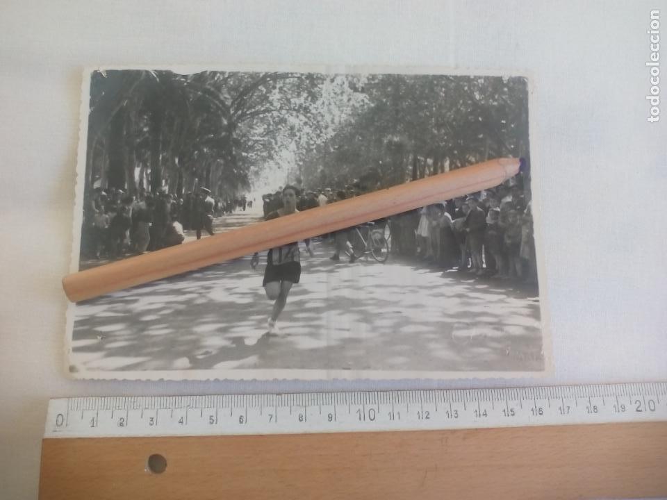 Antique Photography: ANTIGUA FOTOGRAF&Iacute;A PARQUE DE M&Aacute;LAGA, CARRERA URBANA, ATLETISMO. FOTO ESTUDIO ARENAS. M&Aacute;LAGA