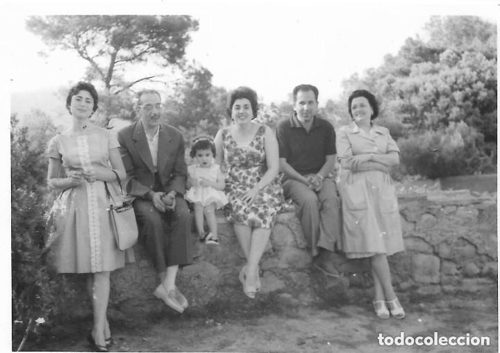 Antique Photography: == NA264 - FOTOGRAFIA - GRUPO DE AMIGOS