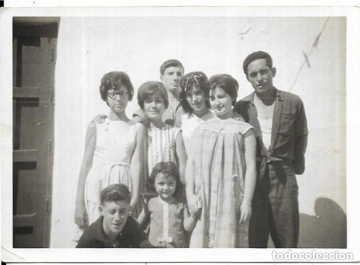 Antique Photography: == NA273 - FOTOGRAFIA - GRUPO FAMILIAR