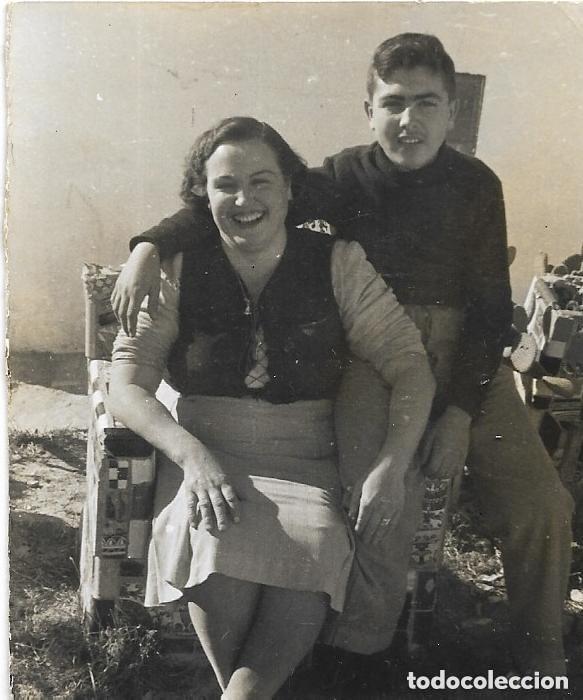 Antique Photography: == NA278 - FOTOGRAFIA - SE&Ntilde;ORA Y JOVENCITO