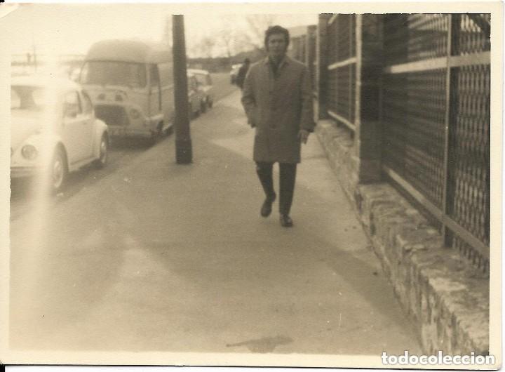 Antique Photography: == NA298 -  FOTOGRAFIA - JOVEN CON UNA NI&Ntilde;ITA EN BRAZOS EN UNA BARCA