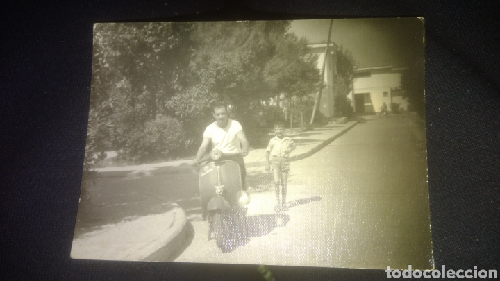 Fotograf&iacute;a antigua: VESPA. A&Ntilde;OS 50 O 60