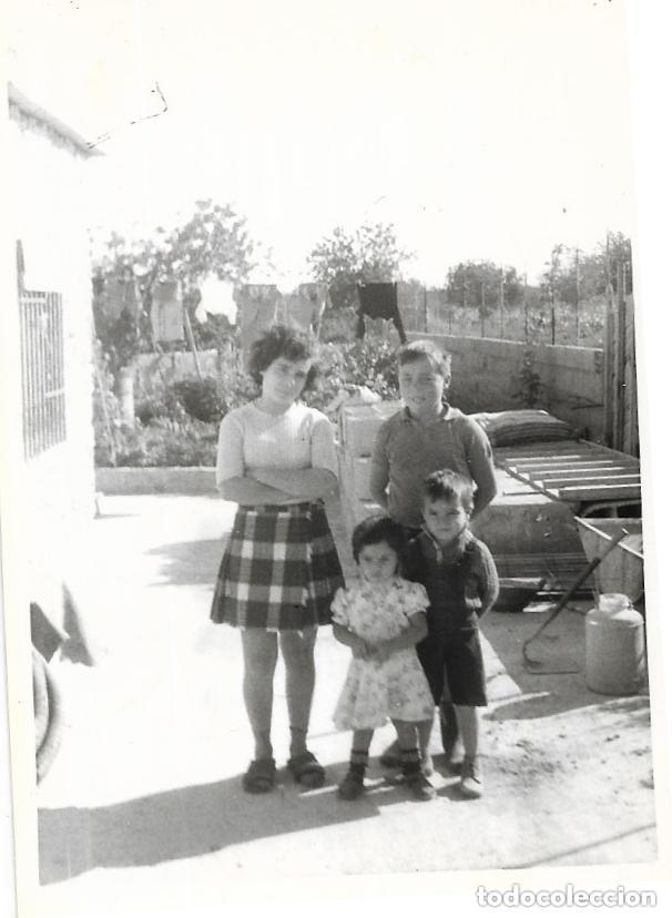 Fotografia antiga: == NA400 - FOTOGRAFIA - GRUPO DE JOVENCITOS