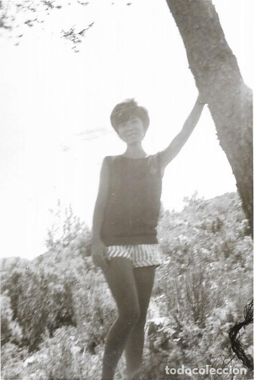 Fotograf&iacute;a antigua: == NA530 - FOTOGRAF&Iacute;A - BONITA JOVEN