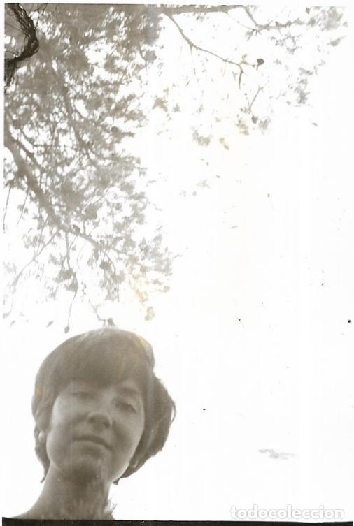 Fotograf&iacute;a antigua: == NA560 - FOTOGRAF&Iacute;A - BONITA JOVEN