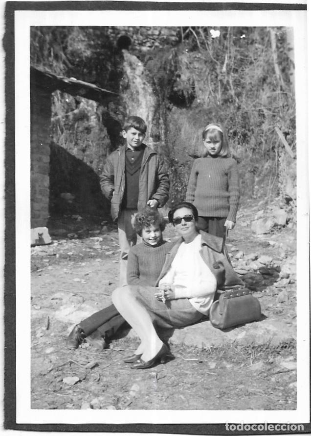 Fotografia antiga: *** NA605 - FOTOGRAF&Iacute;A - MUJER CON TRES NI&Ntilde;OS