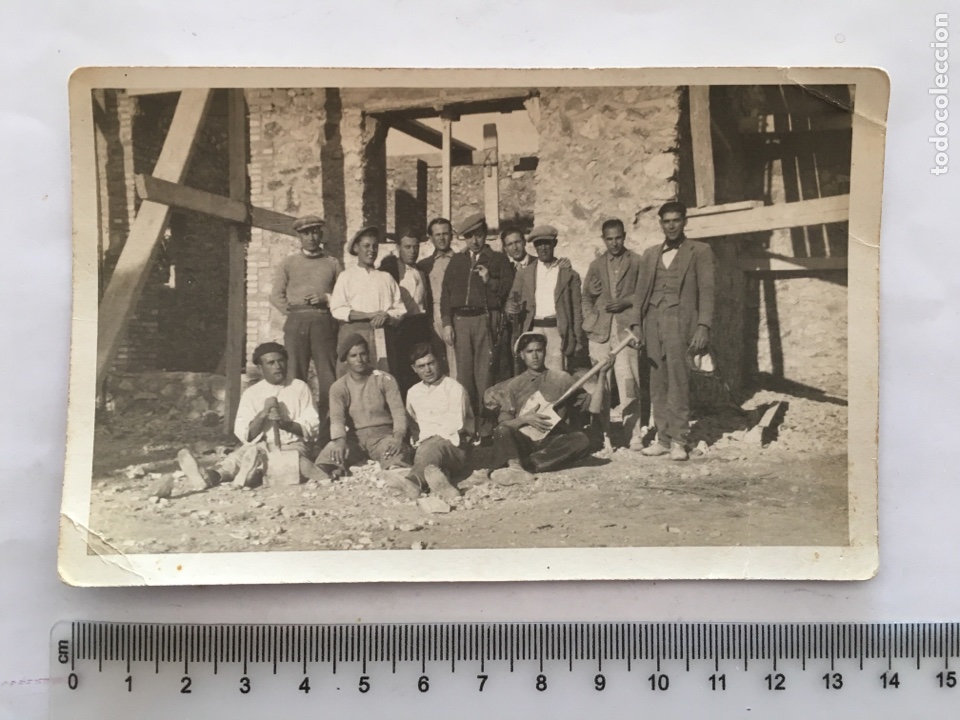 Fotograf&iacute;a antigua: FOTO. CONSTRUCTOR Y ALBA&Ntilde;ILES. FOT&Oacute;GRAFO AN&Oacute;NIMO. H. 1950?