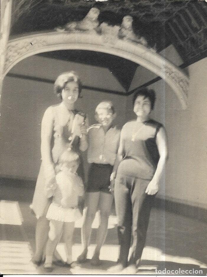 Alte Fotografie: == NA648 - FOTOGRAFIA - GRUPO DE JOVENES