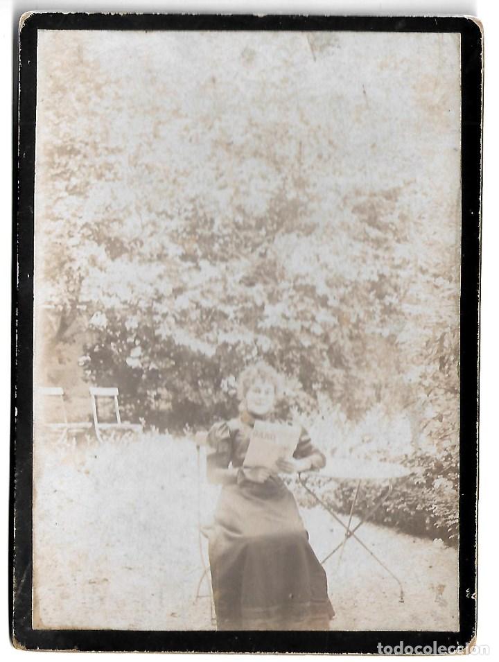 Photographie ancienne: E95-EXTRAORDINARIA FOTOGRAFIA ANTIGUA - UNA  DAMA EN EL CAMPO - FOTO - - - - - -