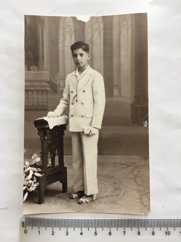 Alte Fotografie: FOTO. NI&Ntilde;O 1&ordf; COMUNI&Oacute;N. FOT&Oacute;GRAFO?. H. 1915?