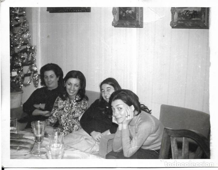 Alte Fotografie: == A554 - FOTOGRAFIA - GRUPO DE AMIGAS