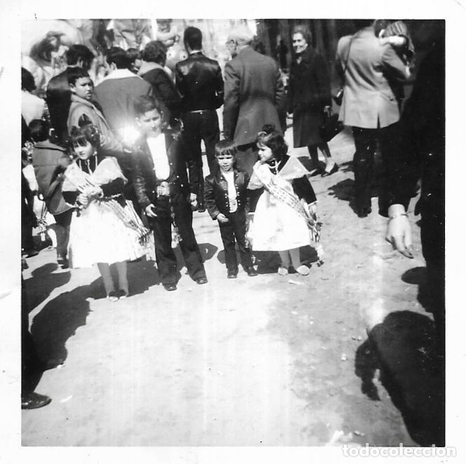 Antique Photography: == B186 - FOTOGRAFIA - GRUPO DE FALLERITOS