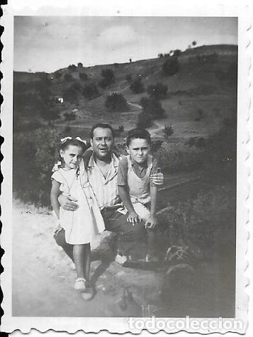 Alte Fotografie: == D181 - FOTOGRAFIA PEQUE&Ntilde;O FORMATO - SE&Ntilde;OR CON SUS NI&Ntilde;OS