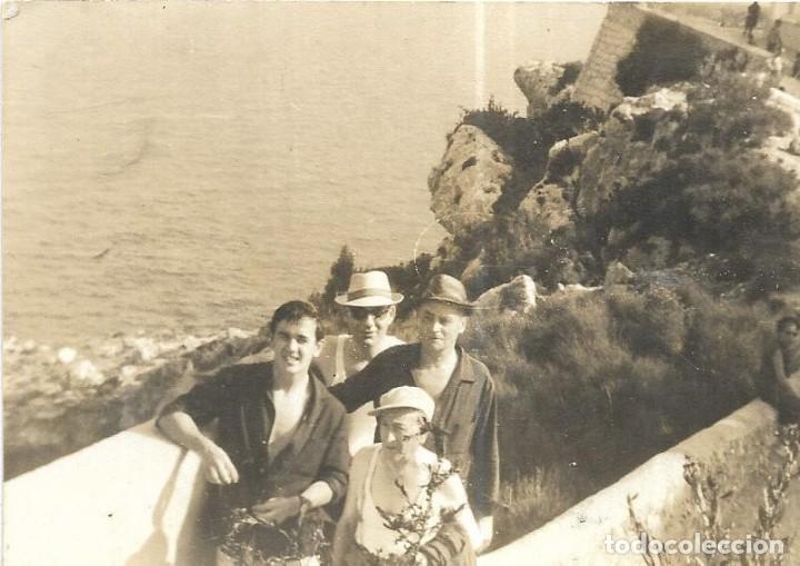 Alte Fotografie: == D316 - FOTOGRAFIA - AMIGOS EN CABO LA NAO 1964