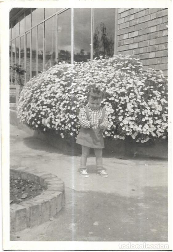 Alte Fotografie: == D317 - FOTOGRAFIA - NI&Ntilde;ITA