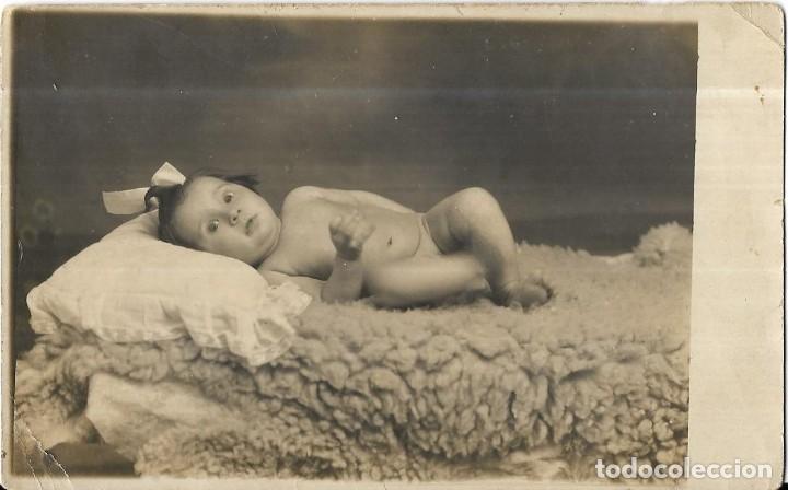 Alte Fotografie: *** AC205 - FOTOGRAFIA - BONITA NI&Ntilde;ITA - 1920