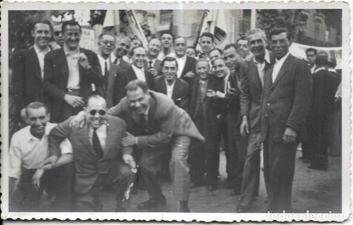 Alte Fotografie: *** D730 - FOTOGRAFIA - GRUPO DE AMIGOS