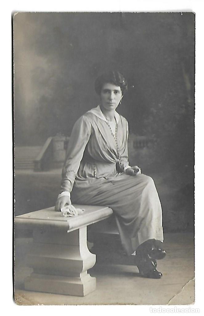 Photographie ancienne: 2150-EXTRAORDINARIA FOTOGRAFIA ANTIGUA- UN DAMA - FOTO -  ROCA  - TETUAN, 20  - MADRID- de 1918