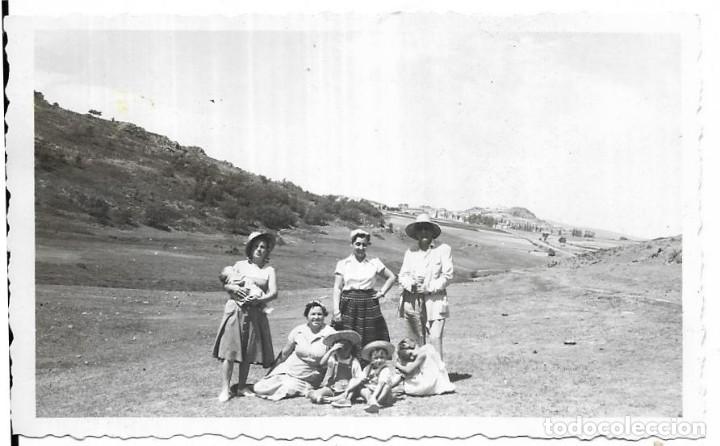 Alte Fotografie: *** CU110 - FOTOGRAFIA - GRUPO FAMILIAR - 1953