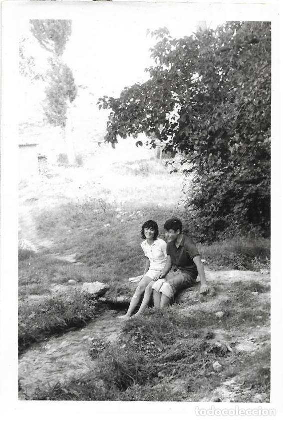 Fotografia antiga: *** CU191 - FOTOGRAFIA - PAREJA EN EL CAMPO