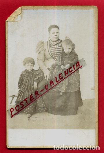 Alte Fotografie: FOTO FOTOGRAFIA , CARTON , MADRE CON NI&Ntilde;OS , ALBUMINA , ORIGINAL , F4 - 46