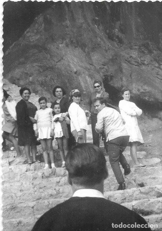 Fotografia antiga: == CU412 - FOTOGRAFIA - GRUPO DE AMIGOS