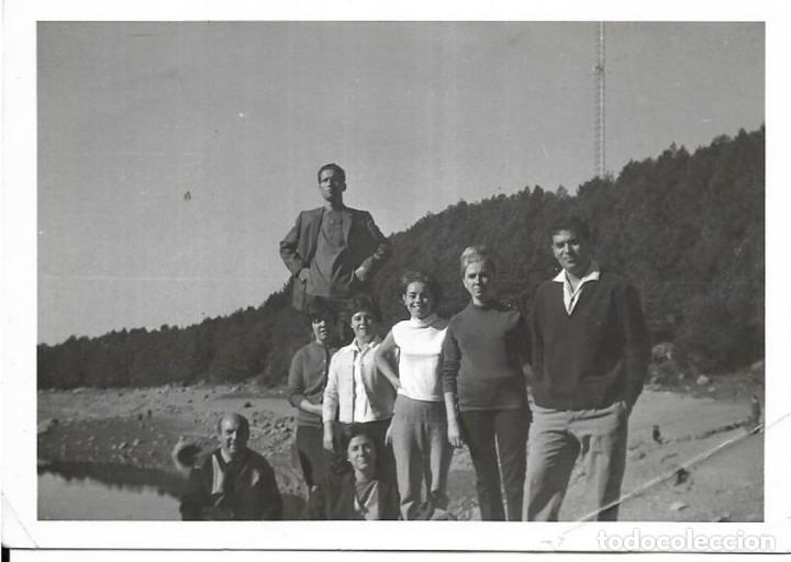 Fotografia antiga: == CU442 - FOTOGRAFIA - GRUPO DE AMIGOS