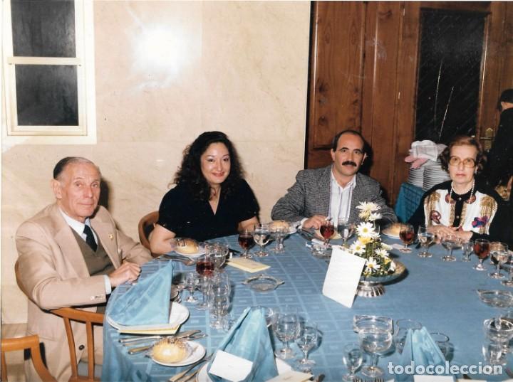 Fotograf&iacute;a antigua: :::: LL265 - FOTOGRAFIA - SE&Ntilde;ORA CARMEN INSA DE LA ROPERIA INSA CON UNOS AMIGOS - 20 X 15 CM.